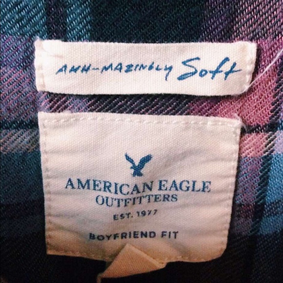 American Eagle so soft boyfriend fit flannel! :) - Picture 2 of 5